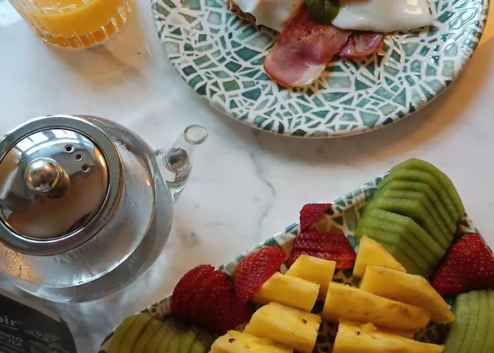 Ξενοδοχείο Casa Zogbi 4*